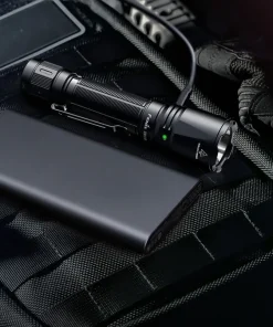 Fenix TK11R ladattava taskulamppu
