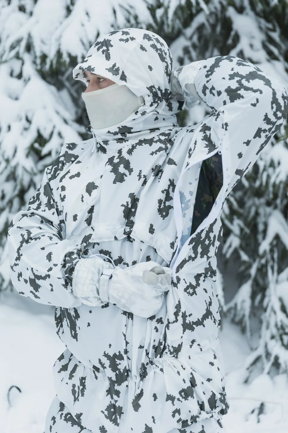 Särmä TST L7 Naamioanorakki