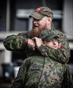 Varusteleka Jääkäripuukko 140 harjoitusveitsi