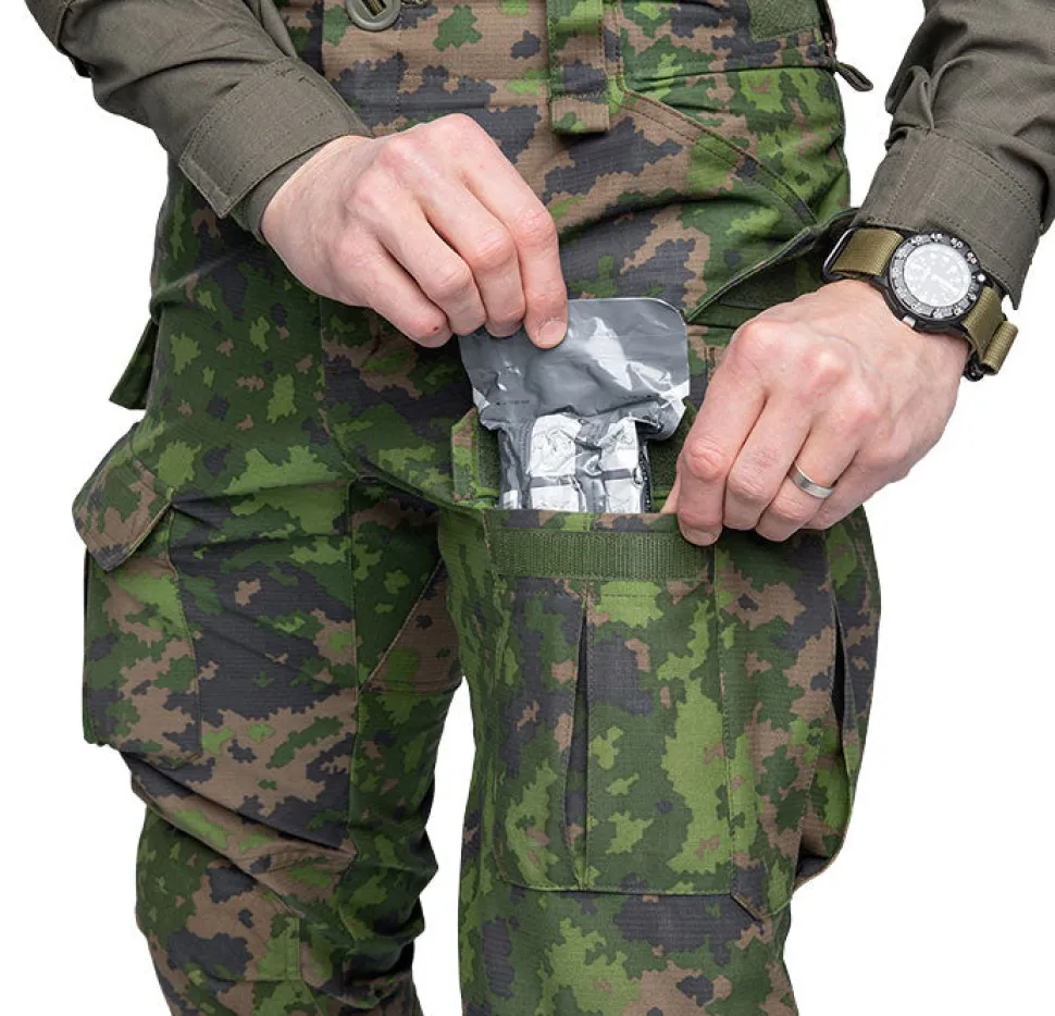 Varusteleka L4 Taisteluhousut