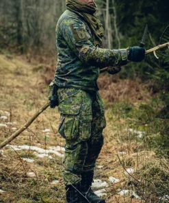 Varusteleka L4 Taisteluhousut