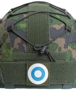 Varusteleka M05 lakkimerkki, aivan liian iso
