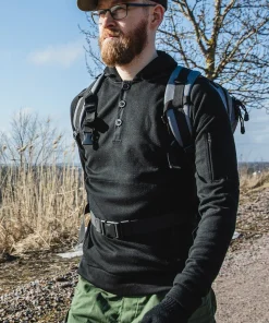 Varusteleka merinohuppari napeilla