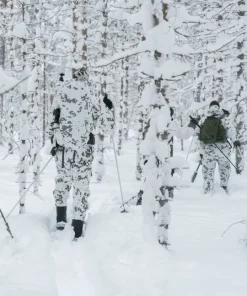 Varusteleka Repun/rinkan sadesuoja, maastokuvioitu