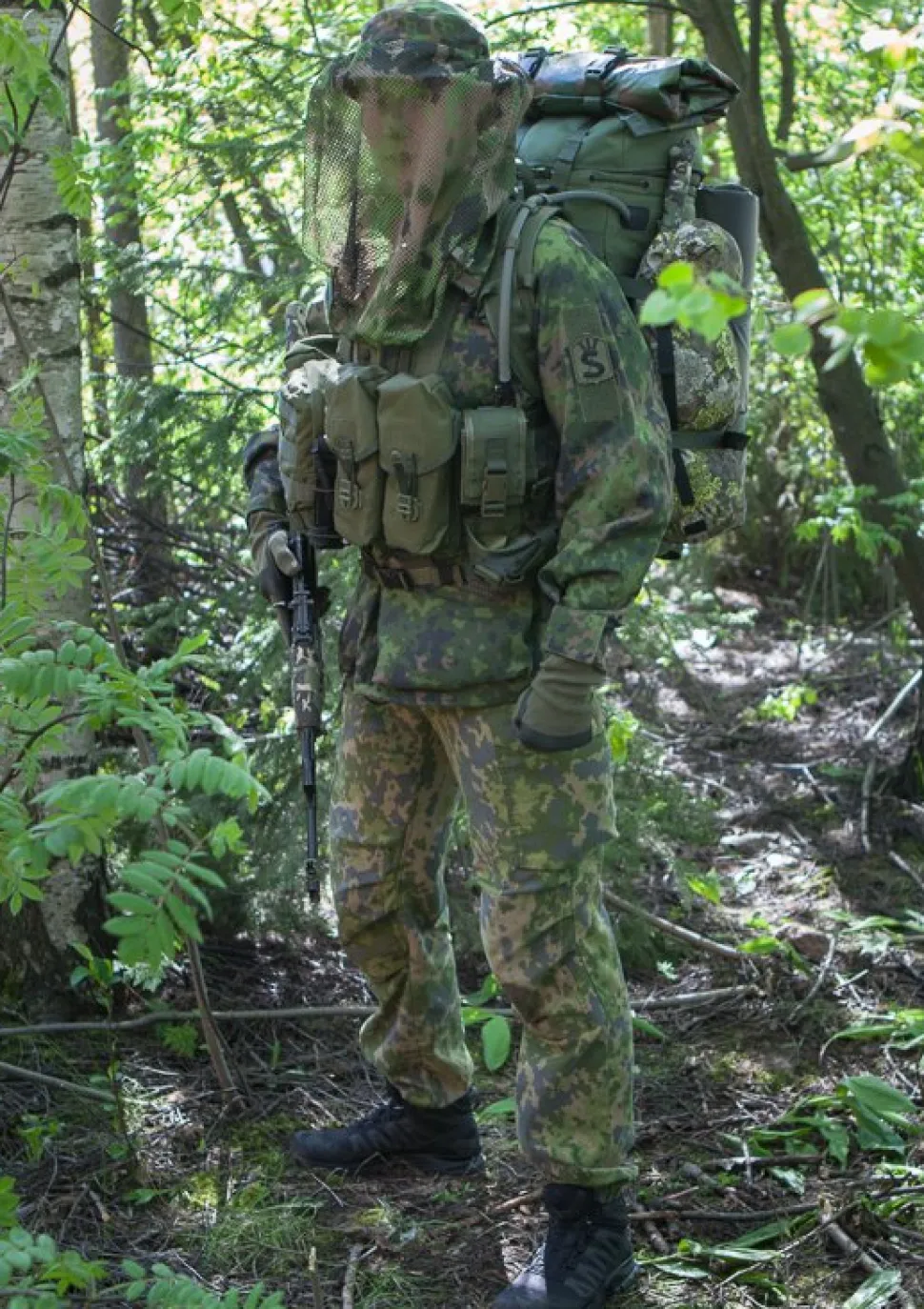 Varusteleka Suojeluskunnan hihamerkki, kenttävärit